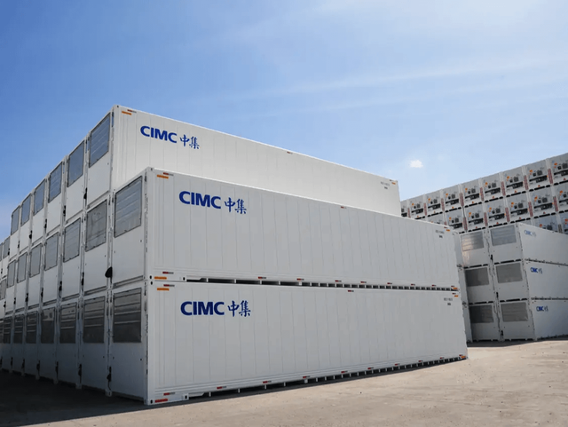 QCCC CFRT composite flooring and liners for shipping containers