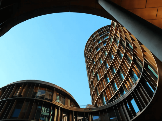 CFRT composite panels for lightweight architectural applications